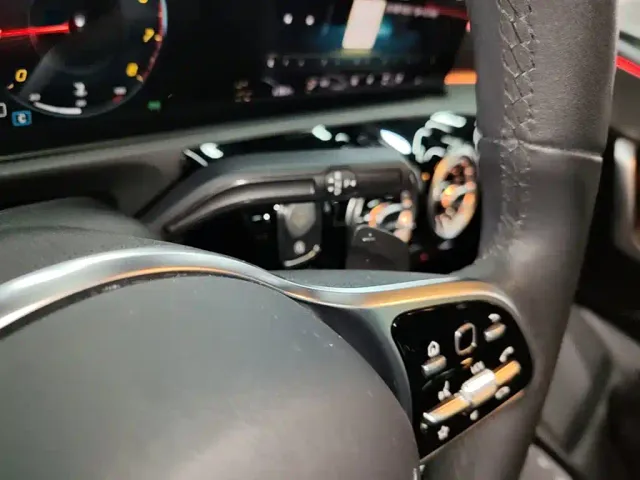 Mercedes-Benz Mercedes-Benz A-Class 2022 A 180 L Sport Sedan — Фото автомобиля 9
