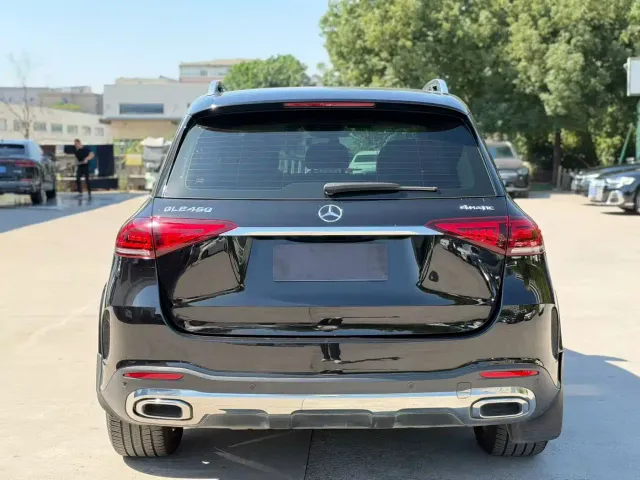 Mercedes-Benz GLE-Class — Фото автомобиля 8