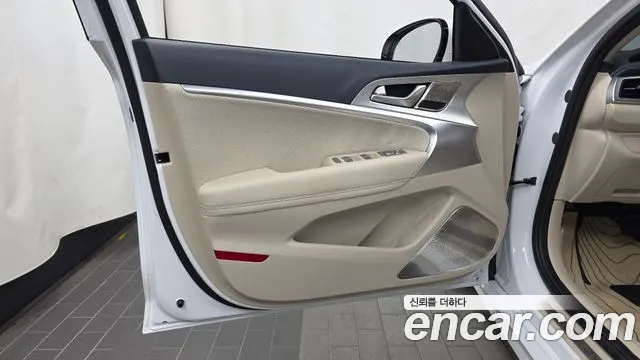 Genesis G70 New — Фото автомобиля 13