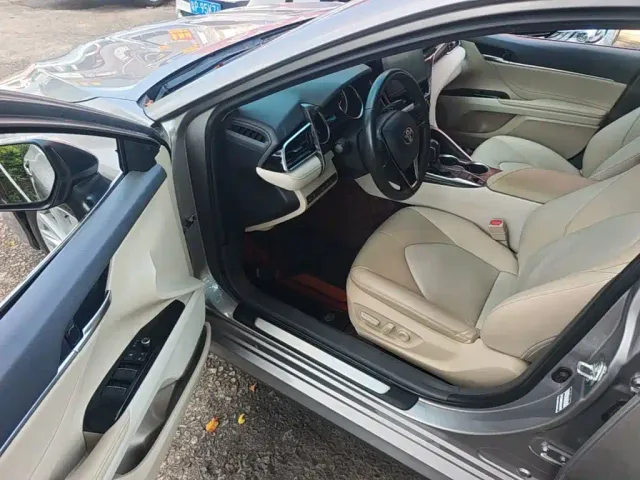 Toyota Camry — Фото автомобиля 15