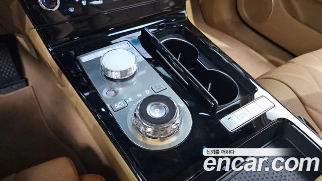 Genesis G80 Бензин 2.5 турбо AWD — Фото автомобиля 9