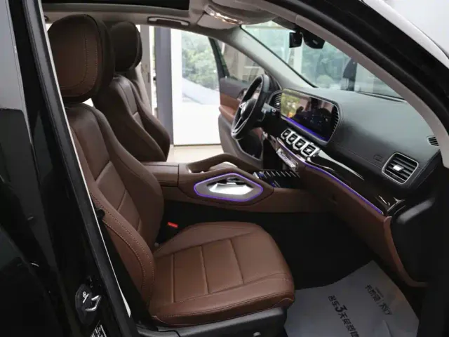 Mercedes-Benz GLE-Class — Фото автомобиля 24