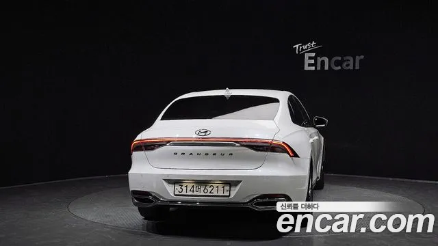 Hyundai Grandeur Новый Grandeur IG — Фото автомобиля 4