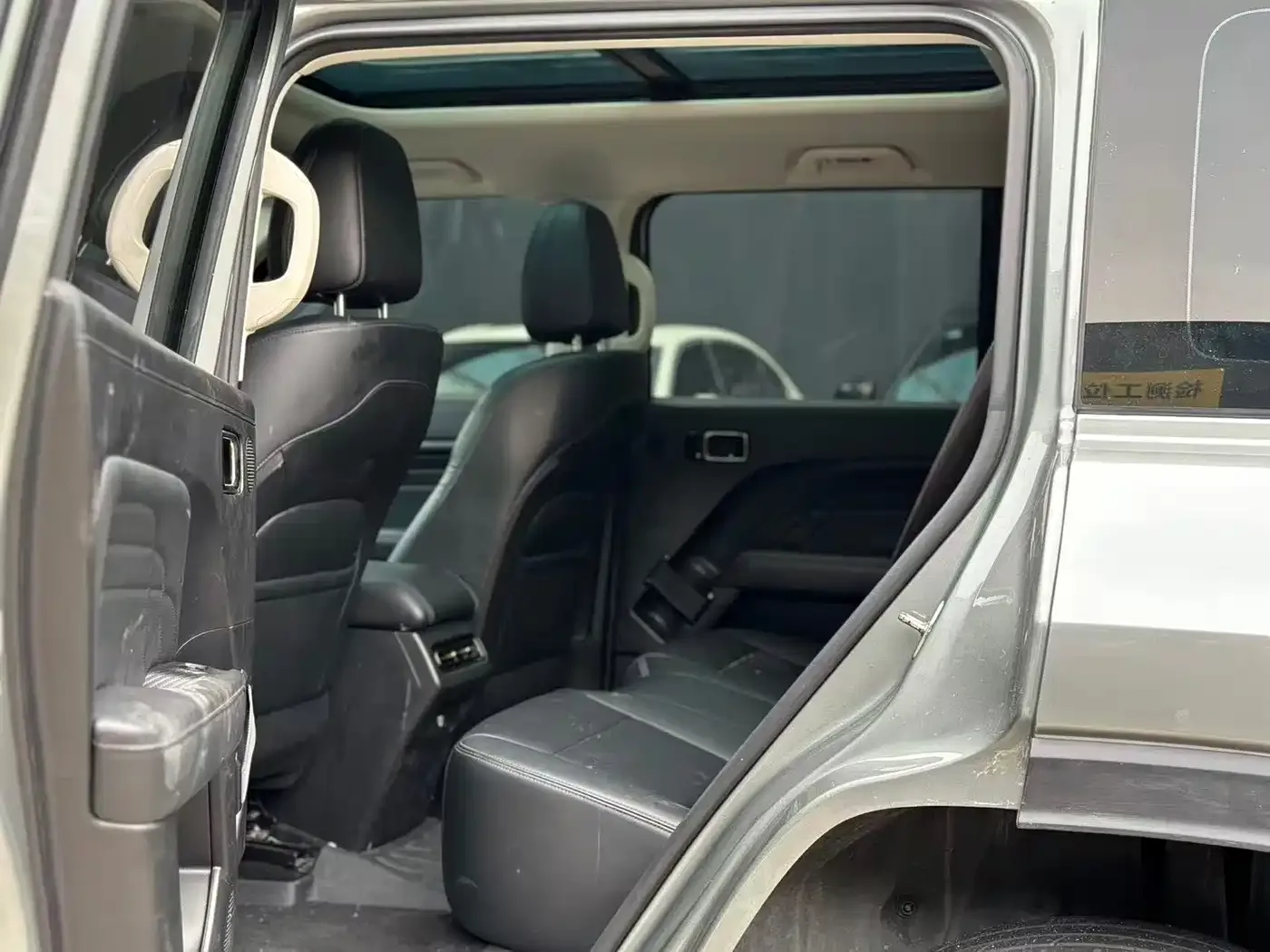 Haval Haval Meng Long NEV 2023 Model Hi4 145 Explorer Edition — Фото автомобиля 4