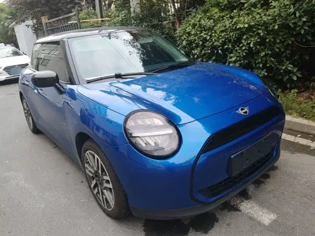 MINI Cooper — Фото автомобиля 3