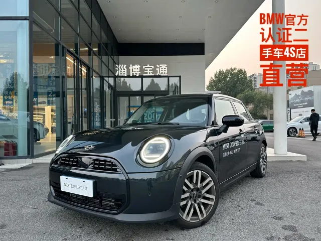 Фотография автомобиля — MINI Hatch