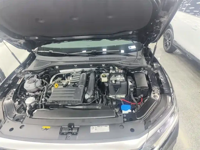 Volkswagen Passat — Фото автомобиля 19