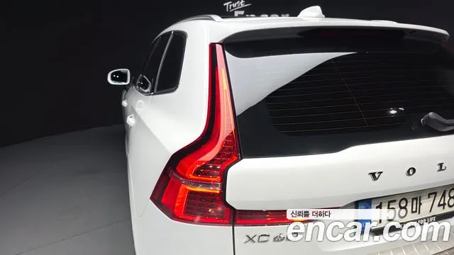 Volvo XC60 2nd Gen — Фото автомобиля 8