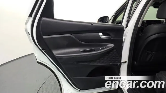 Hyundai Santafe — Фото автомобиля 21