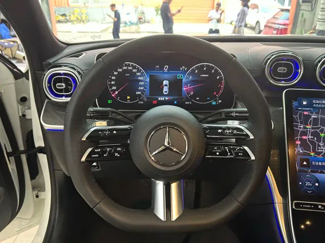 Mercedes-Benz C-Class — Фото автомобиля 8