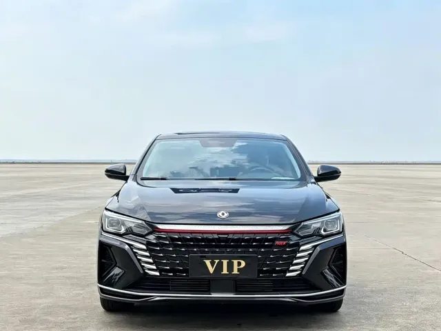 Dongfeng Yixuan MAX — Фото автомобиля 2