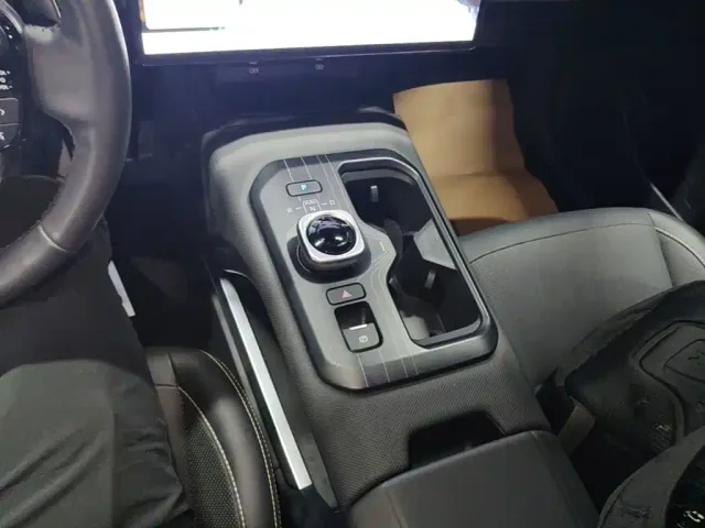 Toyota bZ5 — Фото автомобиля 13