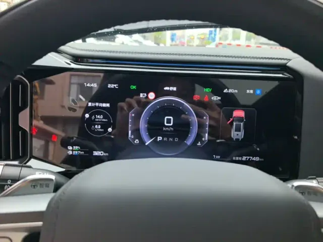 BYD FangChengBao Leopard 8 — Фото автомобиля 11