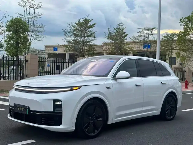 Фотография автомобиля — Li Auto L7