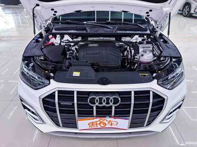 Audi Q5L — Фото автомобиля 5