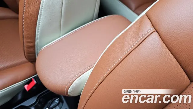 Jeep Renegade — Фото автомобиля 22