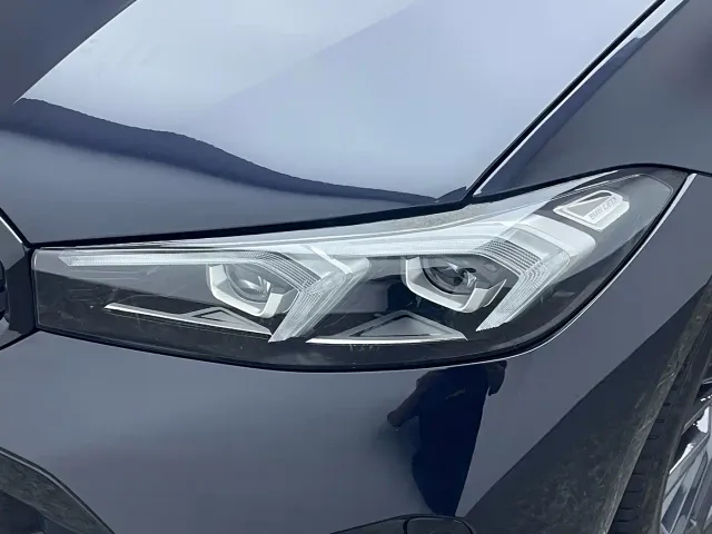 BMW 3 Series — Фото автомобиля 11