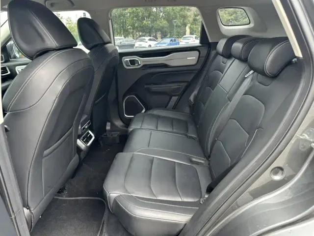 Geely ICON — Фото автомобиля 17