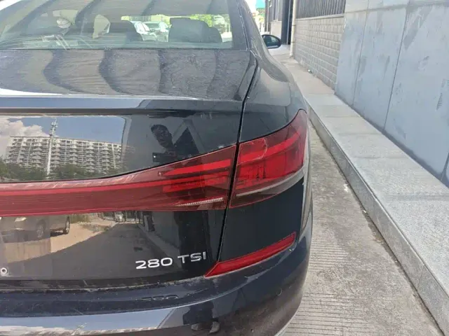 Volkswagen Passat — Фото автомобиля 7