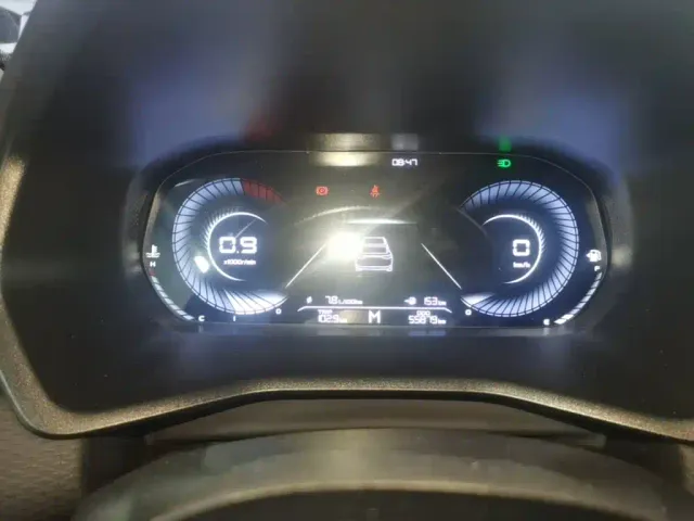 Geely Emgrand — Фото автомобиля 7