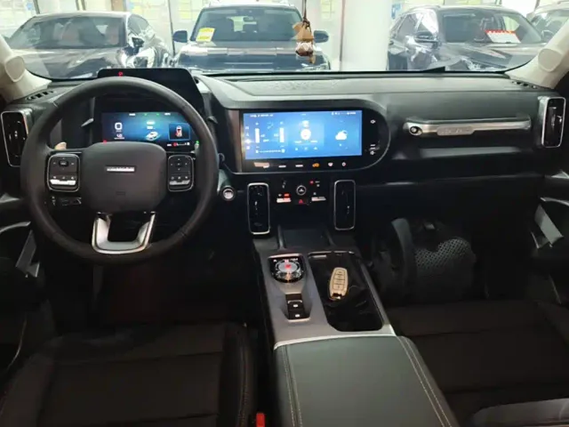 Haval Big Dog — Фото автомобиля 9