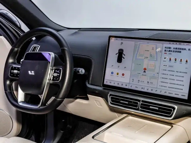 Li Auto L8 — Фото автомобиля 30