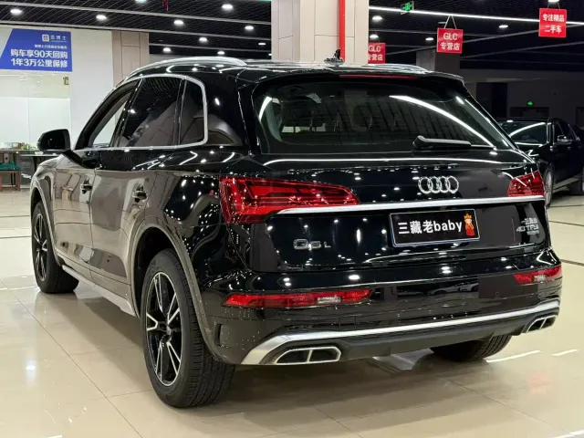 Audi Q5L — Фото автомобиля 9