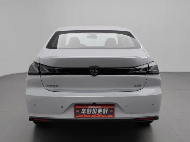Peugeot 408 — Фото автомобиля 4