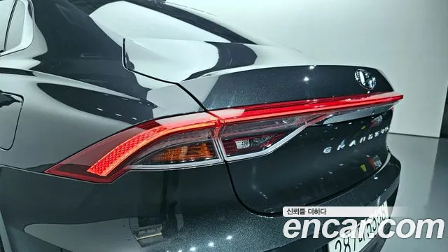 Hyundai Grandeur — Фото автомобиля 19