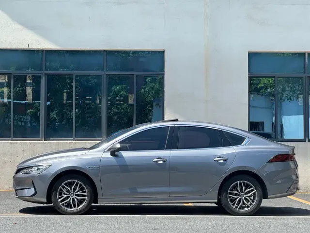 BYD Qin PLUS — Фото автомобиля 7