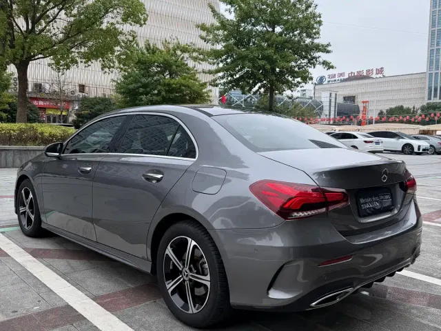 Mercedes-Benz A-Class — Фото автомобиля 5