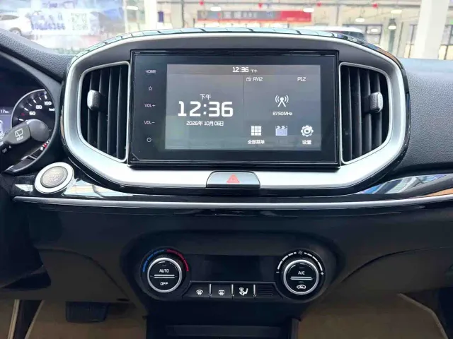 Kia KX1 — Фото автомобиля 15