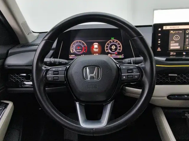 Honda Accord — Фото автомобиля 15