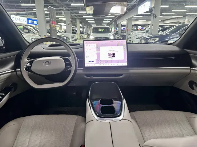 Changan Qiyuan A07 — Фото автомобиля 11