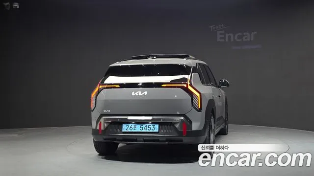 Kia EV3 — Фото автомобиля 4