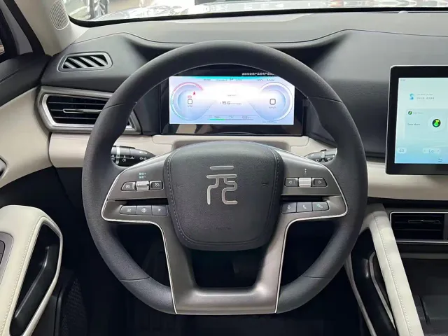 BYD Yuan UP — Фото автомобиля 10