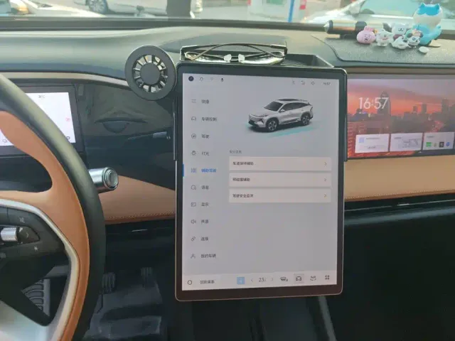 Geely Galaxy L7 — Фото автомобиля 20