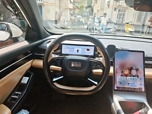 Geely Galaxy L6 — Фото автомобиля 6