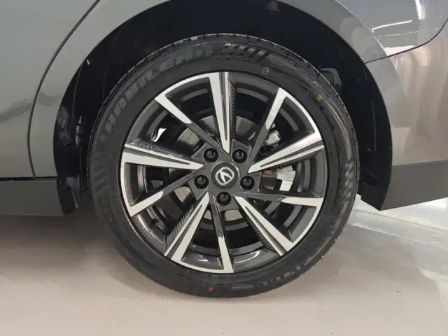 Changan Eado — Фото автомобиля 6