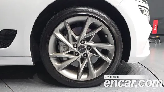 Genesis G70 Новый G70 Бензин 2.5T 4WD — Фото автомобиля 19