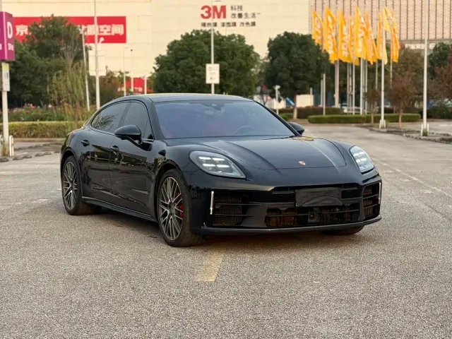 Porsche Panamera — Фото автомобиля 5
