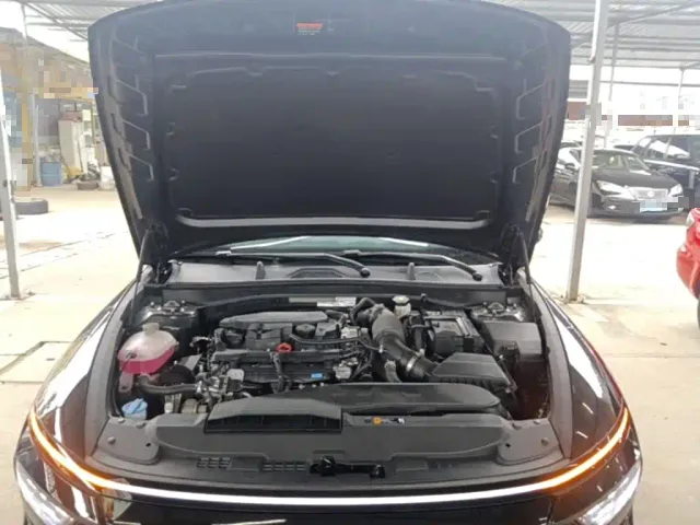 Hyundai Sonata — Фото автомобиля 19