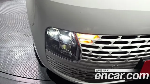Hyundai Staria Staria 4WD Tourer 9 мест — Фото автомобиля 19
