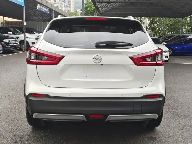 Nissan Qashqai — Фото автомобиля 7