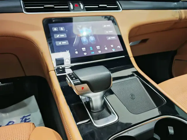 Li Auto ONE — Фото автомобиля 10