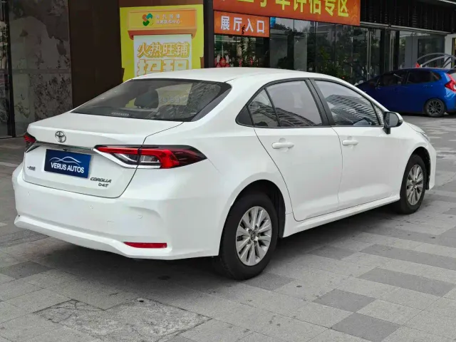 Toyota Corolla — Фото автомобиля 12
