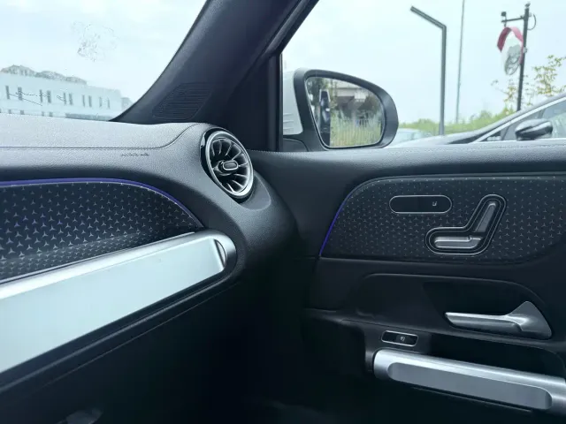 Mercedes-Benz EQB — Фото автомобиля 14