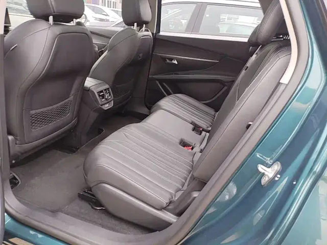 Peugeot 5008 — Фото автомобиля 16