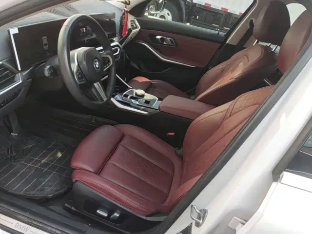BMW i3 — Фото автомобиля 14