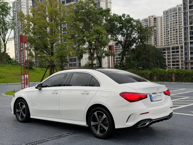 Mercedes-Benz A-Class — Фото автомобиля 12